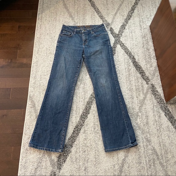 Tommy Hilfiger Boot Cut Jeans - Picture 6 of 9